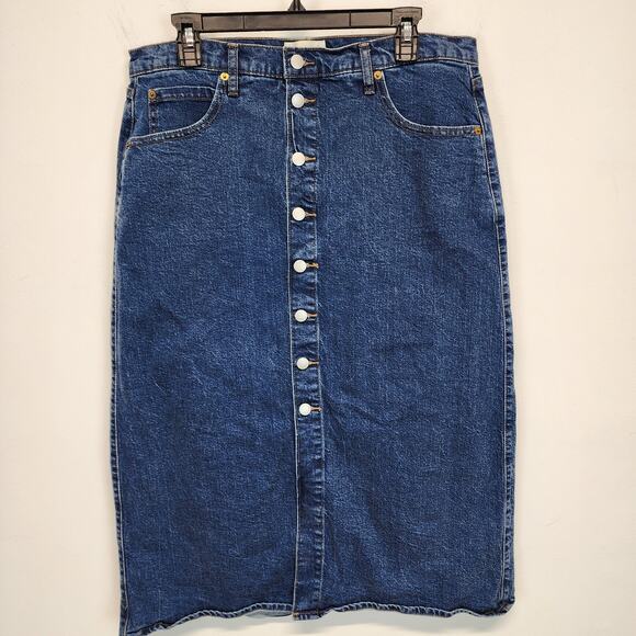 Universal Thread Denim Midi Skirt Size 12 34" Blue Medium Wash Button Front Slit - Picture 2 of 8